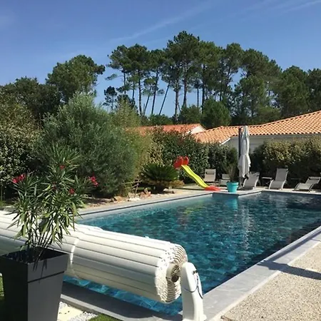 Avec Piscine Et Animaux Permis - 10 Pers. - Fr-1-881-26 빌라