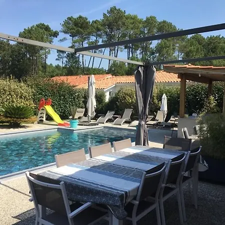 Avec Piscine Et Animaux Permis - 10 Pers. - Fr-1-881-26 비엘-생-지롱